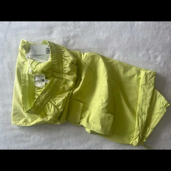 H&M Innovation Neon Yellow Nylon Pants, XS - Picture 3 of 4